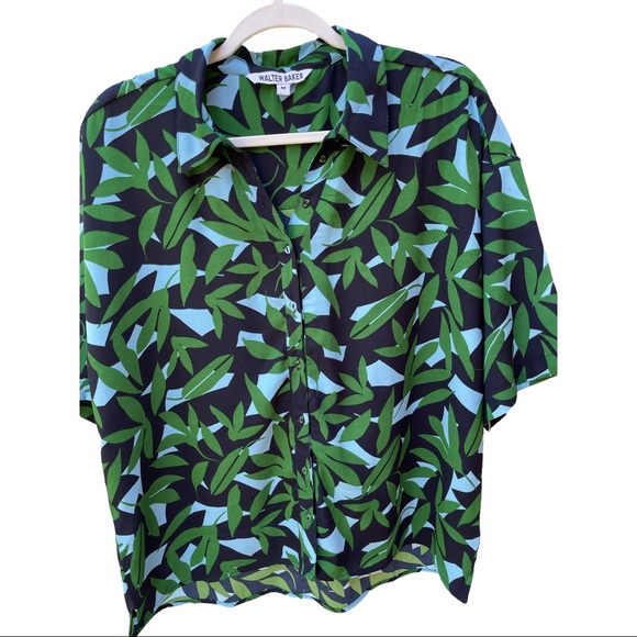 Walter Baker Tops - Walter Baker NEW Green & Blue Short Sleeve Button Down Top  Size M